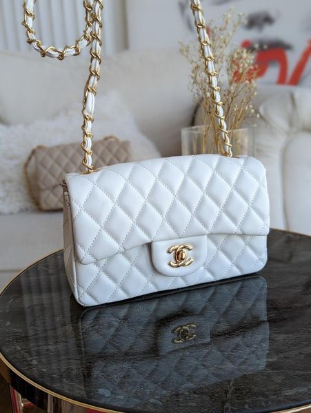 Жіноча сумка Chanel Classic біла 202304 фото