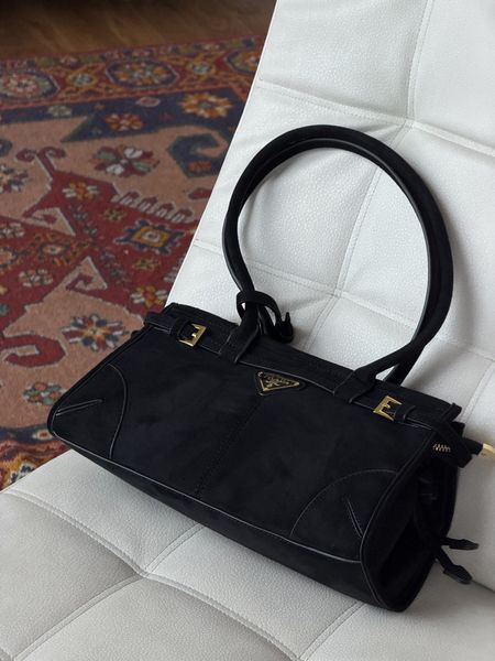 Сумка жіноча Prada Bonnie Medium Suede Shoulder чорний 204725 фото