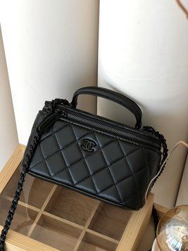Сумка Chanel Classic Black Lambskin чорний матовий 201211 фото
